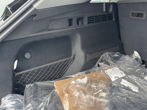 New 2025 Audi Q5 Premium Plus image 32
