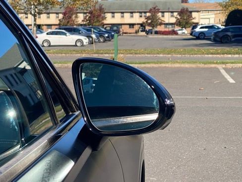 Used 2023 Genesis GV70 2.5T Sport Prestige w/ Sport Prestige Package image 19