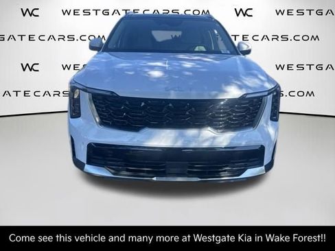 Certified 2026 Kia Sorento S w/ S Panoramic Sunroof Package FWD image 2