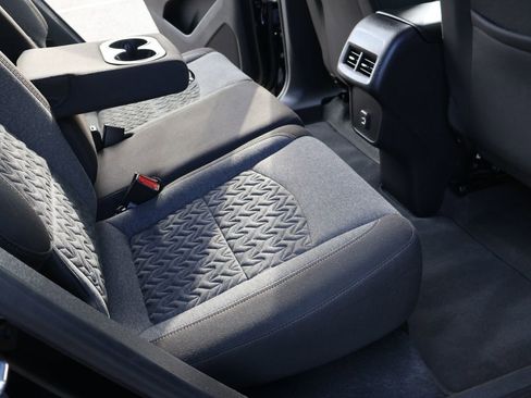 Used 2024 Chevrolet Equinox LT image 27