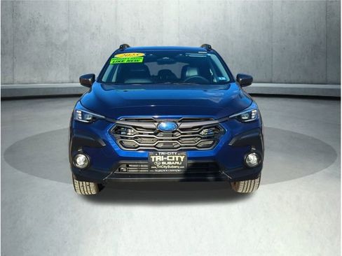 Used 2025 Subaru Crosstrek 2.5i Limited AWD/4WD image 9