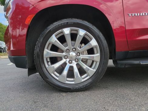 Used 2021 Chevrolet Tahoe Premier w/ Premium Package image 27