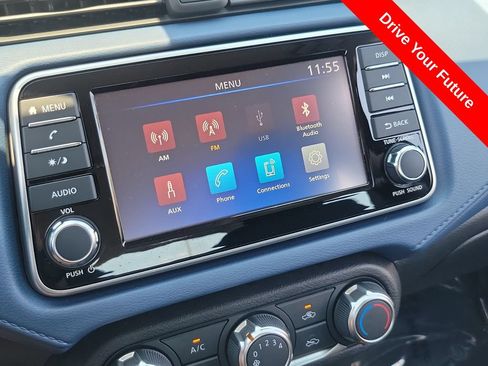 Used 2025 Nissan Versa SV w/ Trunk Package FWD image 10