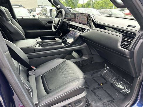 Used 2025 INFINITI QX80 Autograph w/ Autograph Exterior Package AWD/4WD image 42