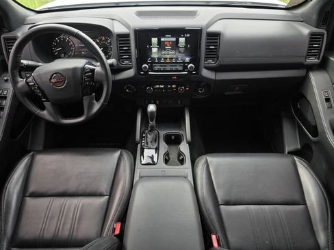 Used 2022 Nissan Frontier PRO-4X AWD/4WD image 19