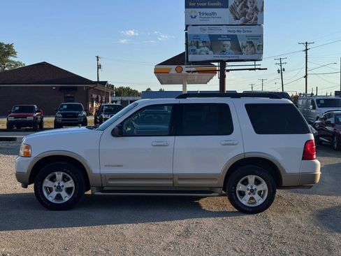 Used 2005 Ford Explorer Eddie Bauer AWD/4WD image 16