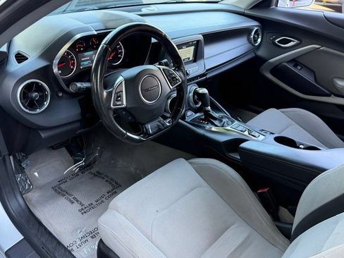 Used 2018 Chevrolet Camaro LT RWD image 24