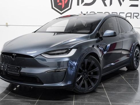 Used 2022 Tesla Model X image 8