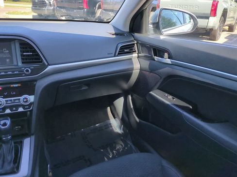 Used 2020 Hyundai Elantra SEL w/ Cargo Package (C1) FWD image 16