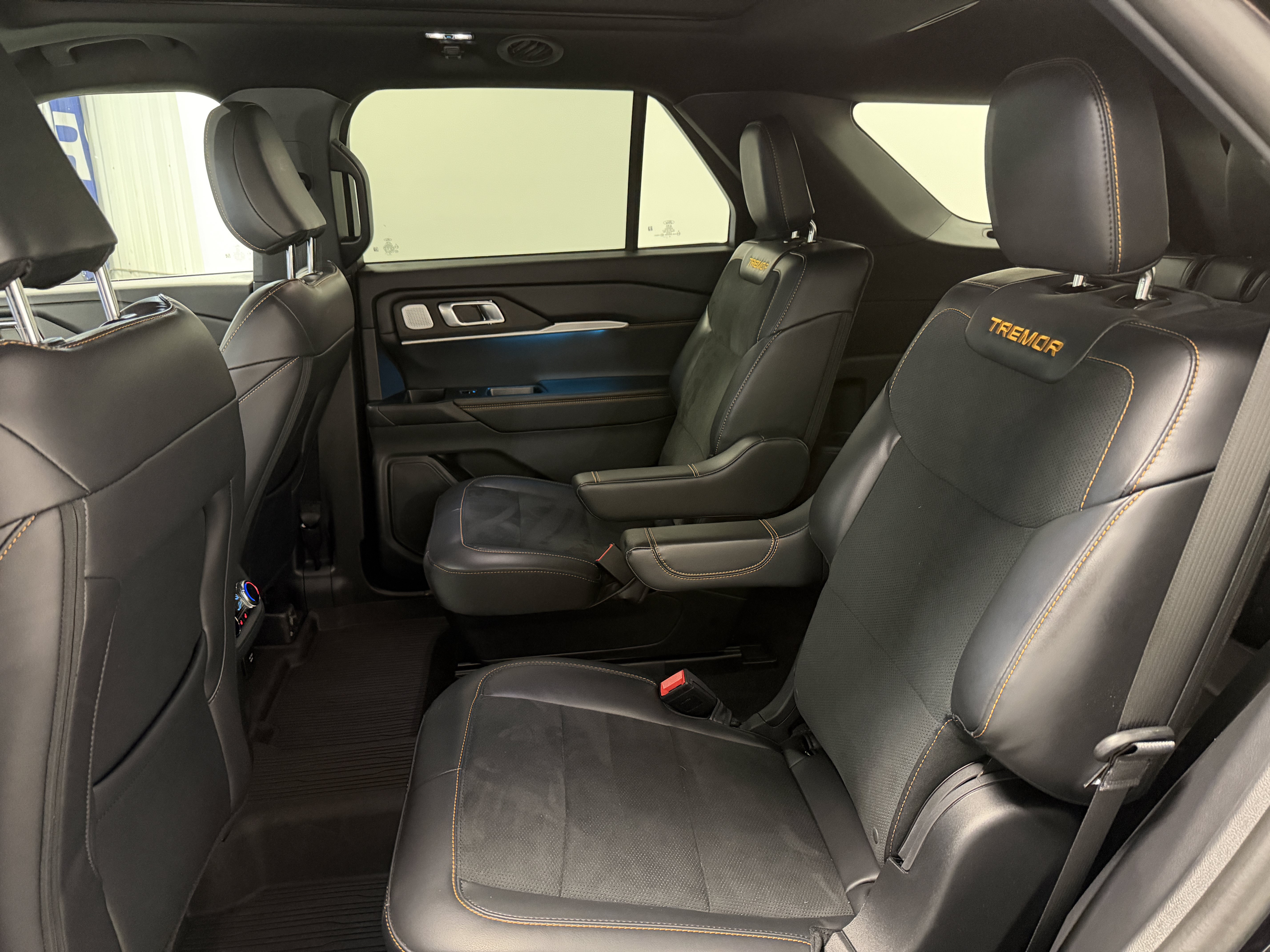 Used 2026 Ford Explorer Tremor w/ Tremor Ultimate Package AWD/4WD image 24