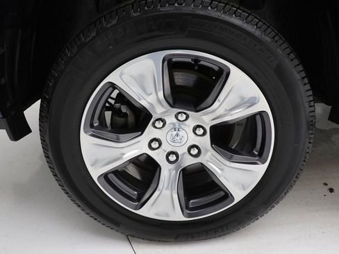 Used 2022 RAM 1500 Laramie AWD/4WD image 15