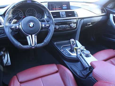 Used 2018 BMW 340i Sedan RWD image 14