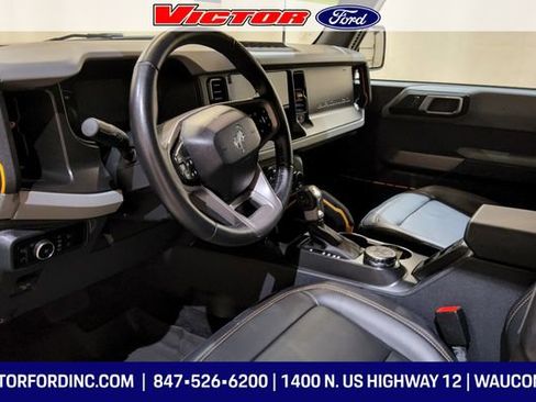 Used 2023 Ford Bronco Badlands w/ Sasquatch Package image 12