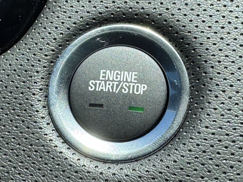 New 2025 Cadillac XT6 Luxury image 26