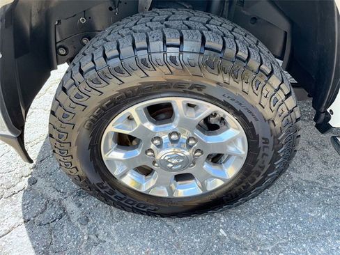 Used 2022 RAM 2500 Laramie image 12