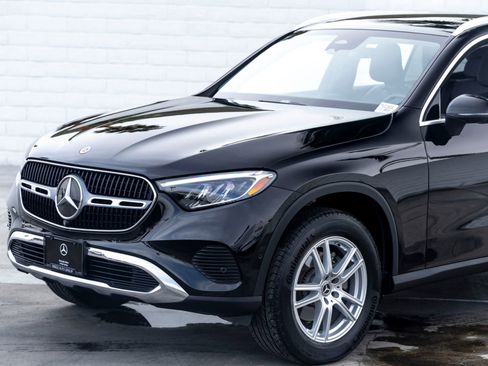 Used 2023 Mercedes-Benz GLC 300 4MATIC image 6