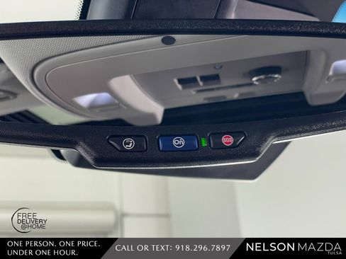 Used 2018 GMC Yukon Denali w/ Denali Ultimate Package image 42