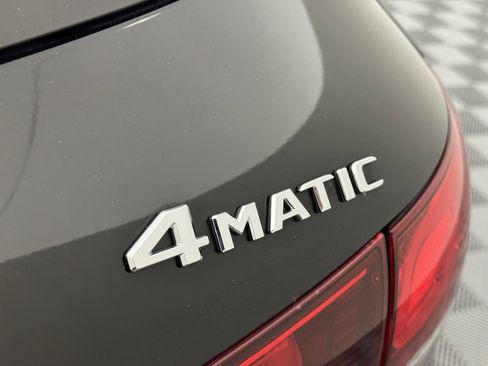 Certified 2022 Mercedes-Benz GLA 250 4MATIC image 11