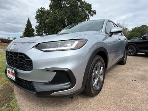 New 2027 Honda HR-V LX image 9