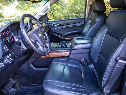 Used 2016 Chevrolet Suburban LTZ AWD/4WD image 27