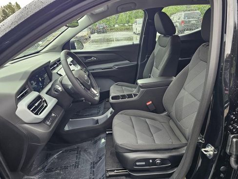 New 2027 Chevrolet Bolt LT w/ Comfort Package FWD image 20