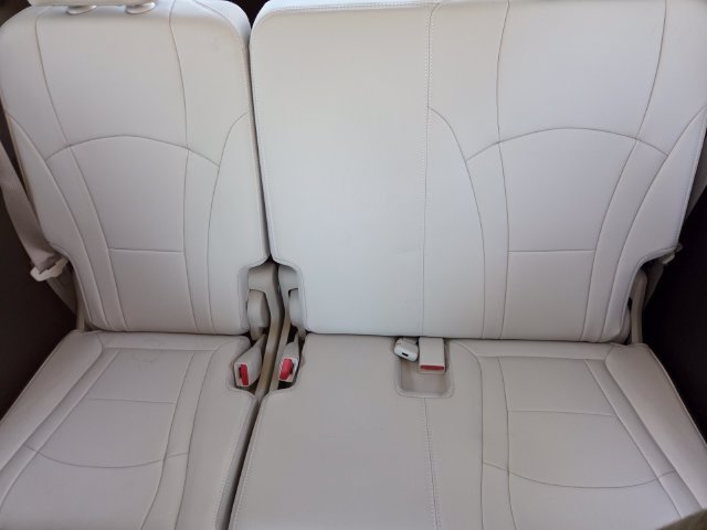 Used 2023 Buick Enclave Premium w/ Experience Buick Package AWD/4WD image 8