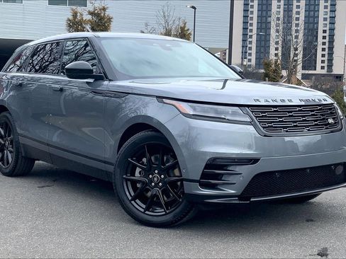 New 2026 Land Rover Range Rover Velar Dynamic SE image 2