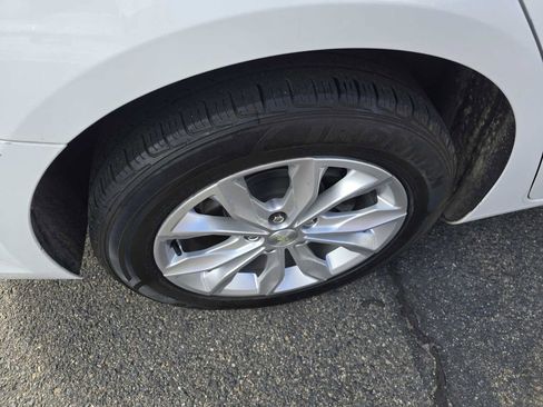 Used 2020 Chevrolet Malibu LT image 33