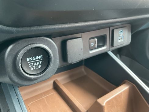 Used 2024 Ford Maverick Lariat w/ 4K Tow Package image 12