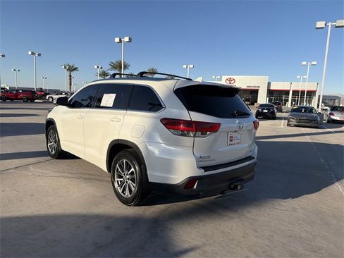 Certified 2018 Toyota Highlander XLE image 7