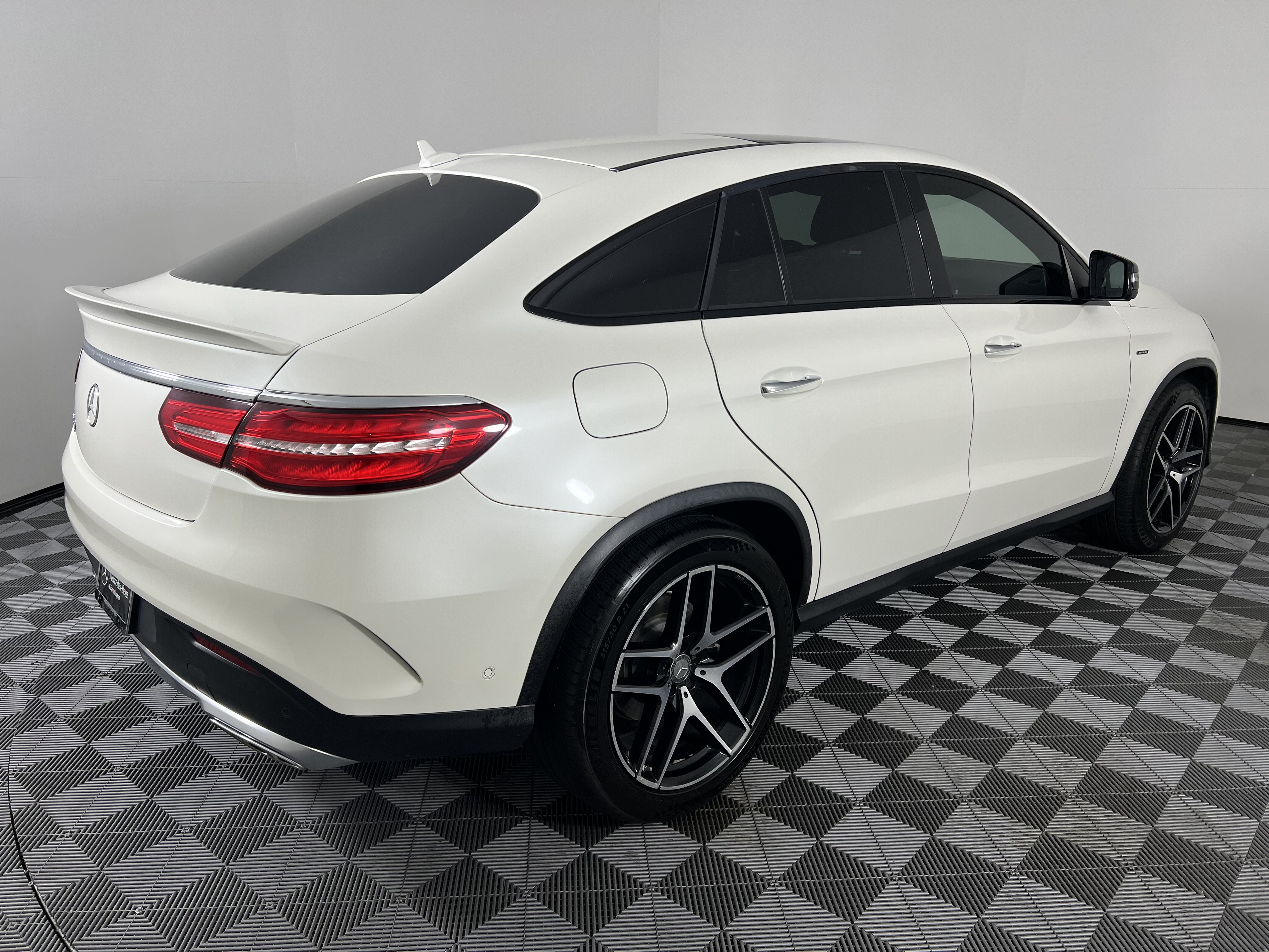 Used 2016 Mercedes-Benz GLE 450 4MATIC Coupe image 13