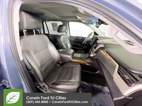 Used 2015 GMC Yukon Denali w/ Premium Package image 19