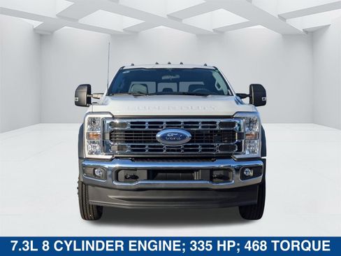 New 2025 Ford F450 XL w/ XL Chrome Package image 9