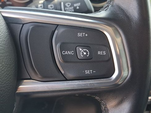 Used 2021 Jeep Wrangler Unlimited Sahara AWD/4WD image 21