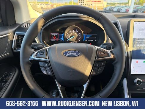 Used 2024 Ford Edge SEL AWD/4WD image 14