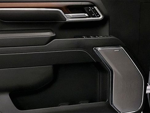 Used 2024 GMC Sierra 2500 Denali w/ Technology Package image 18