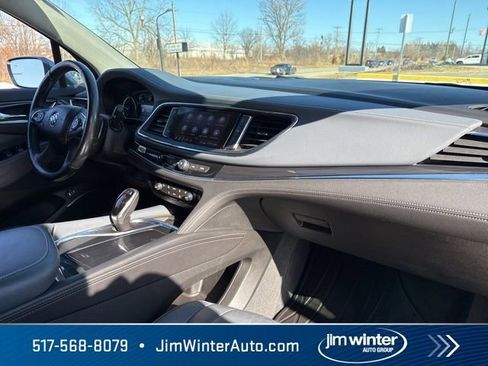 Used 2020 Buick Enclave Essence w/ Sound and Sites Package image 17