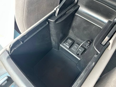 Used 2012 Honda Accord LX image 56