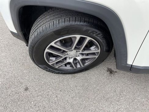 Used 2018 Jeep Compass Latitude w/ Popular Equipment Group image 14