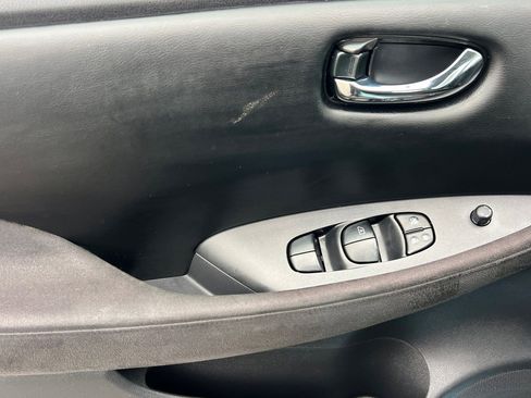 Used 2015 Nissan Leaf S w/ Charge Package image 11
