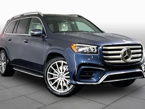 New 2026 Mercedes-Benz GLS 450 4MATIC image 2