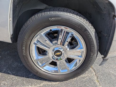 Used 2013 Chevrolet Silverado 1500 LT image 12