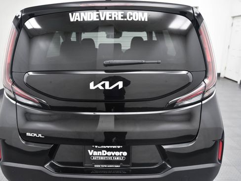 Used 2023 Kia Soul LX w/ Option Group 015 image 6
