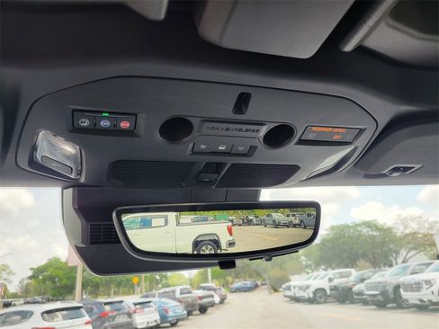 New 2025 GMC Hummer EV 2X image 28