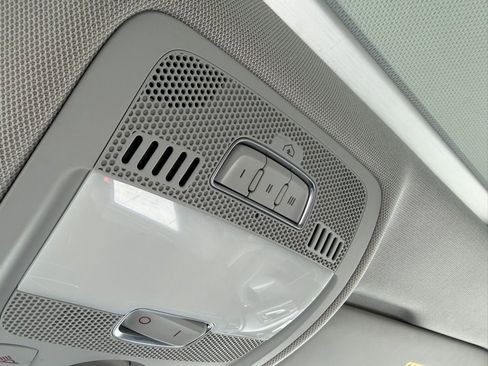 Used 2017 Audi Q5 2.0T Premium Plus w/ Technology Package image 24