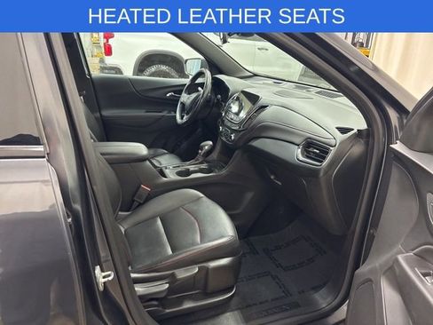 Used 2022 Chevrolet Equinox RS w/ RS Leather Package FWD image 14