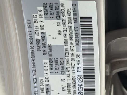 Used 2025 MAZDA MAZDA3 s FWD image 21