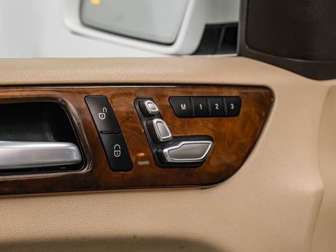 Used 2018 Mercedes-Benz GLS 450 4MATIC w/ Premium Package image 45