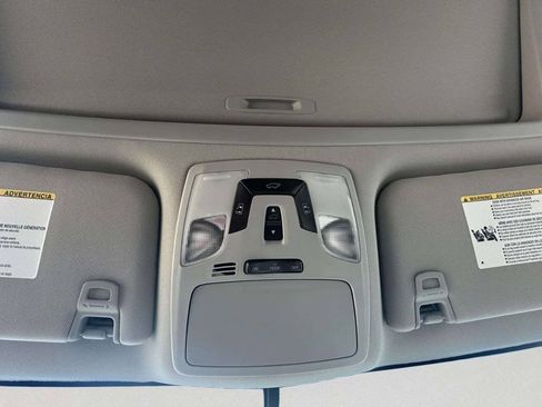 Used 2015 Toyota Sienna XLE FWD image 37
