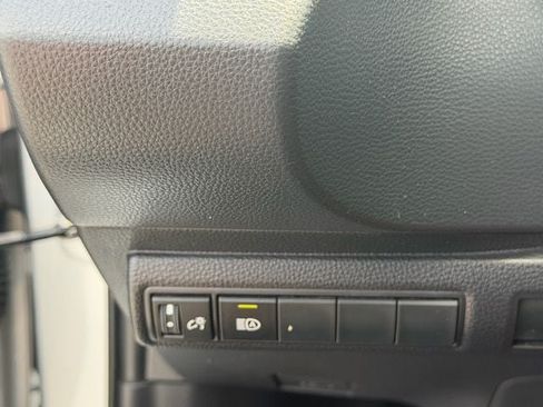 Certified 2022 Toyota Corolla LE FWD image 30